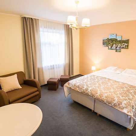 Ankur Hotell Мустве Екстериор снимка